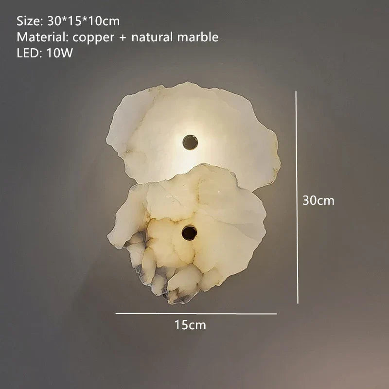 Lyxig naturlig marmor LED-vägglampa med koppardetaljer – modern inomhusvägglampa för sovrum och vardagsrumsinredning Carvallo