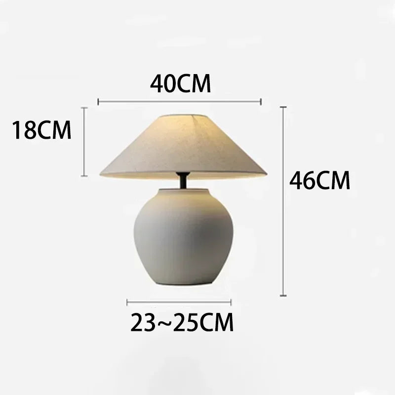 LumeVase – Keramisk Bordslampa med Minimalistisk Design Carvallo