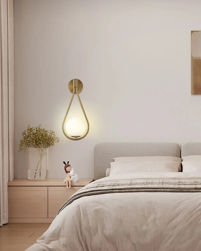 Royallure Modern LED Vägglampa USB Uppladdningsbar med Fjärrkontroll, Dimbara Nordisk Ljus Carvallo