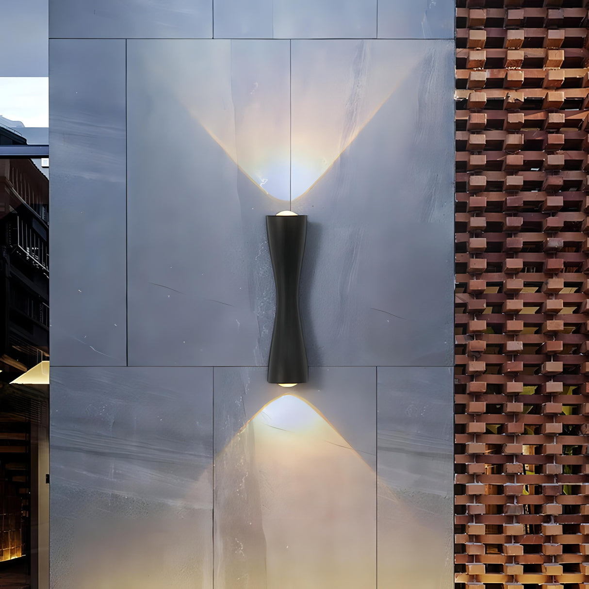 Lachlan - Utomhus LED Upp/Ner Modern Böjd Vägglampa Carvallo