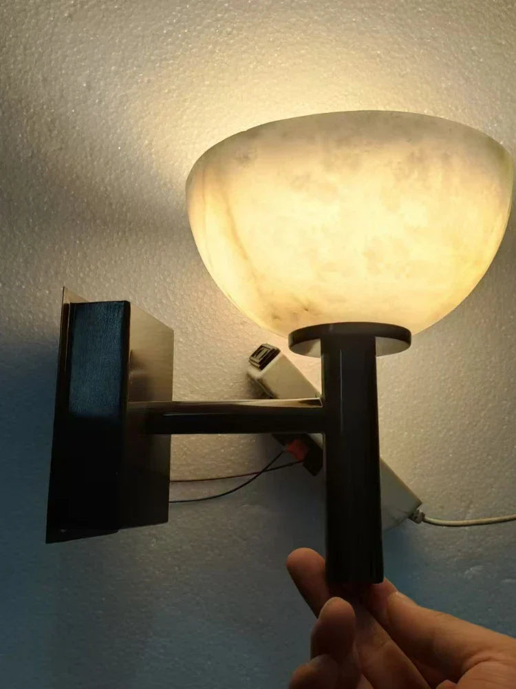 MarbleLuxe - Lyxig Antik Marmor Vägglampa för Sovrum och Vardagsrum Carvallo