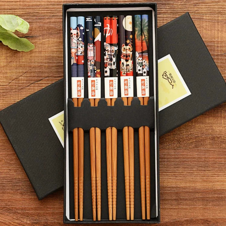 Carvallo – Lyxig 5-delars bambu ätpinnar presentset med kulturella mönster Carvallo