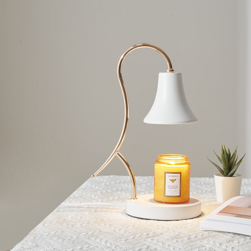 Modern blommig järnvaxlampa – konstnärlig glöd med elegant minimalistisk design MILA Sverige