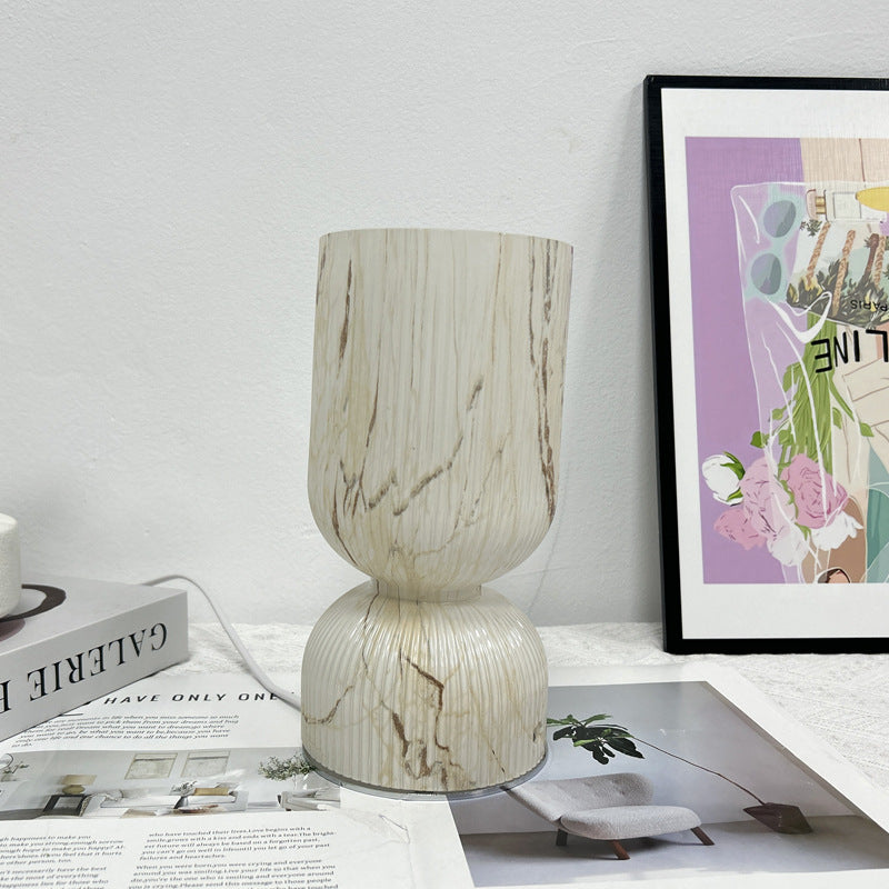 Modern minimalistisk glasbordslampa – elegant cylinderdesign MILA Sverige