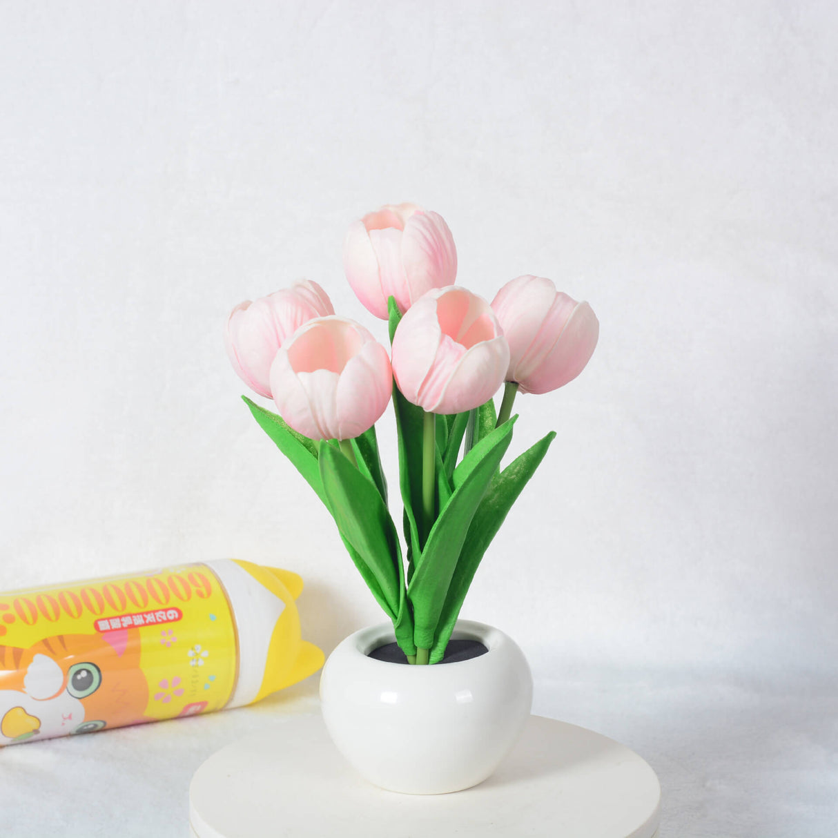 Blooming Tulip & Peony LED-nattlampa – elegant blomglöd MILA Sverige