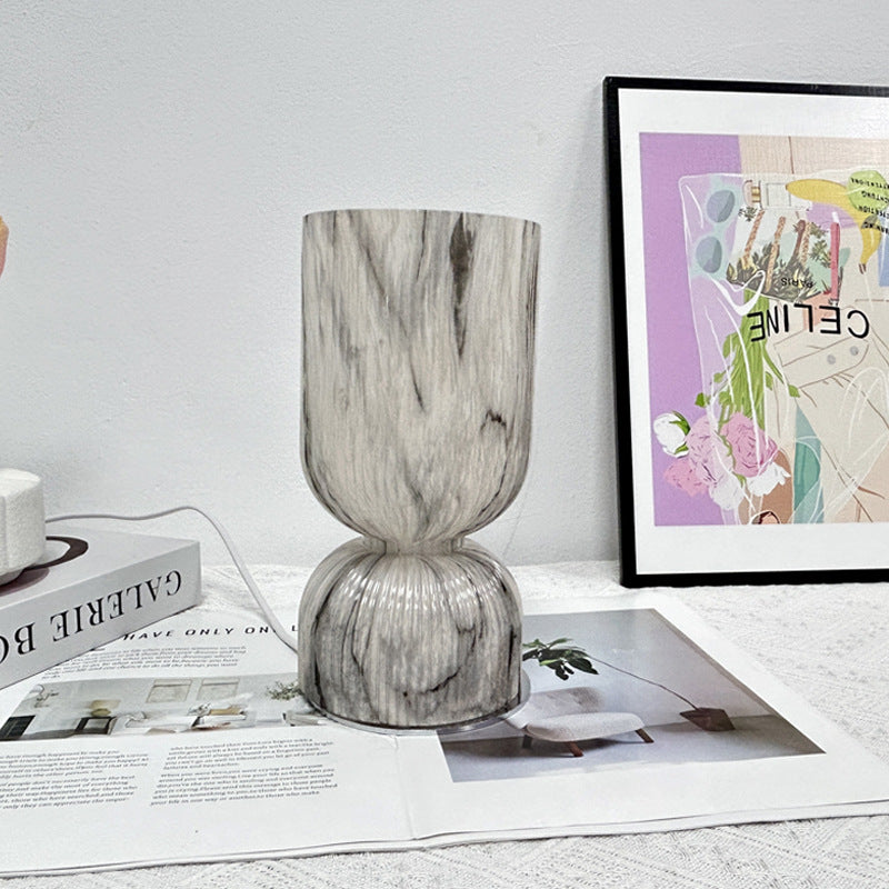 Modern minimalistisk glasbordslampa – elegant cylinderdesign MILA Sverige