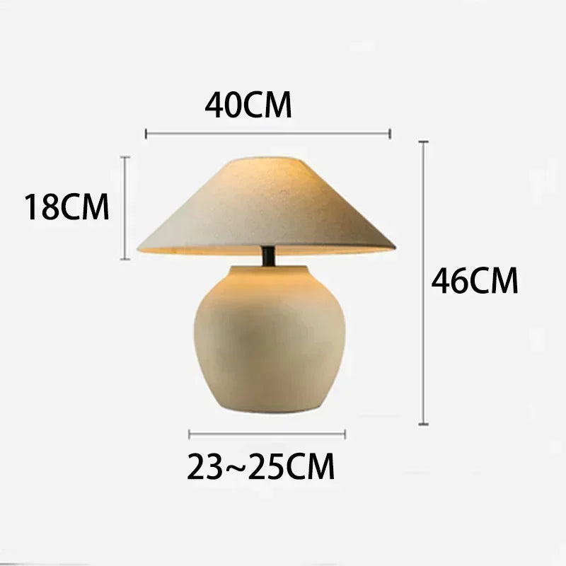 LumeVase – Keramisk Bordslampa med Minimalistisk Design Carvallo