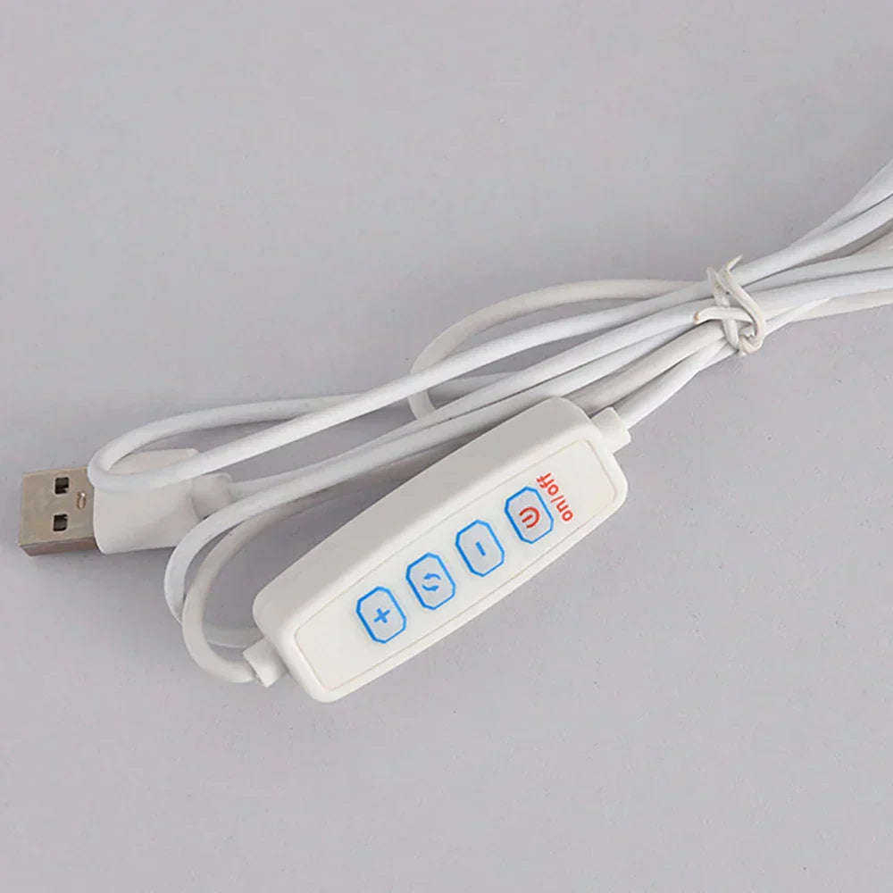 CrystalShine - Elegant Kristall Svamplampa med LED Belysning Carvallo