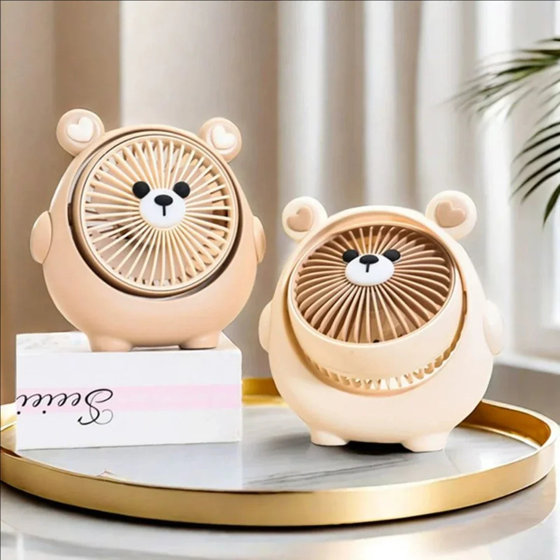 Carvallo MiniCool Mini Bordfläkt Hund & Capybara | 3-Stegs Vind | USB-Laddning | Tyst & Handhållbar Carvallo