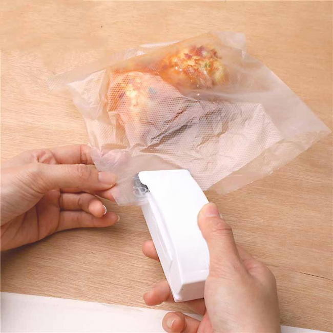 SealMate - Bärbar Matförseglare För Maximal Färskhet Carvallo