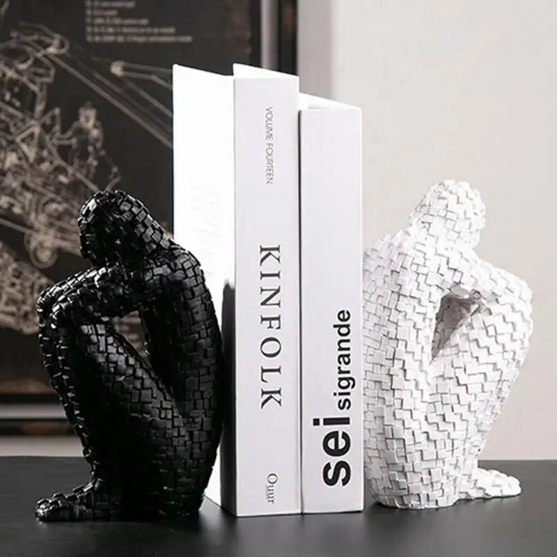 Shizuka Ornament Skulptur | 8.3" Abstrakt Har figur | Vävd Textur Carvallo