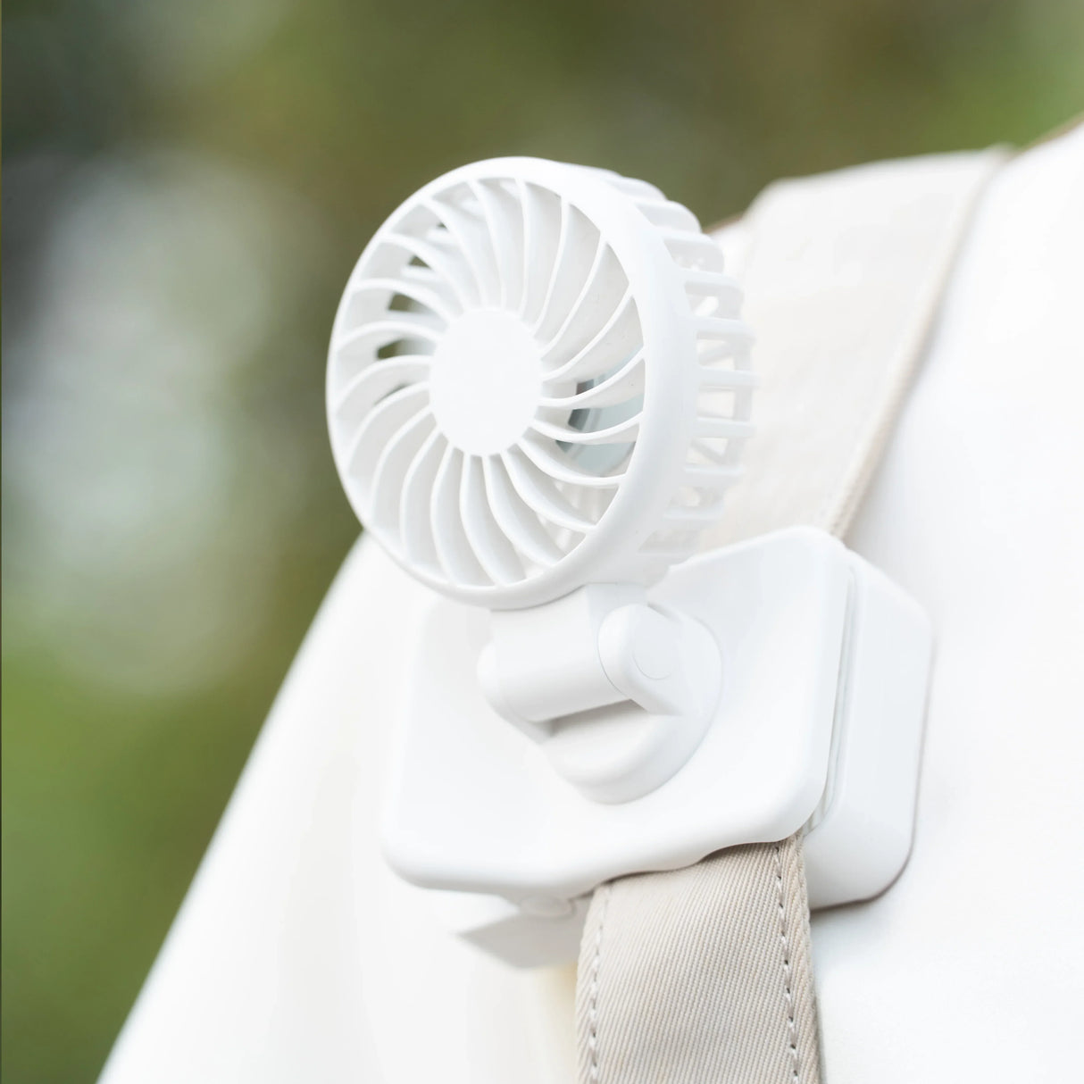 Carvallo Mini-Fläkt | Bärbar & Justerbar | 3 Steg | 1200 mAh Batteri | För Resor, Kontor & Utomhus Carvallo