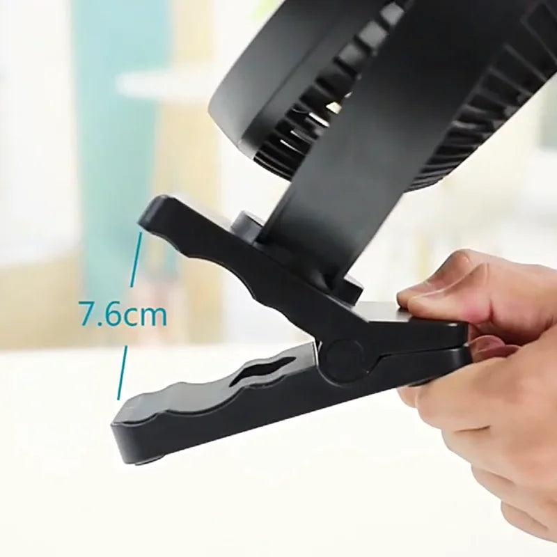 Carvallo Clip-Ventilator med batteri | 10000 mAh | 360° roterbar | Tyst & kraftfull | För bord, hylla & på språng Carvallo