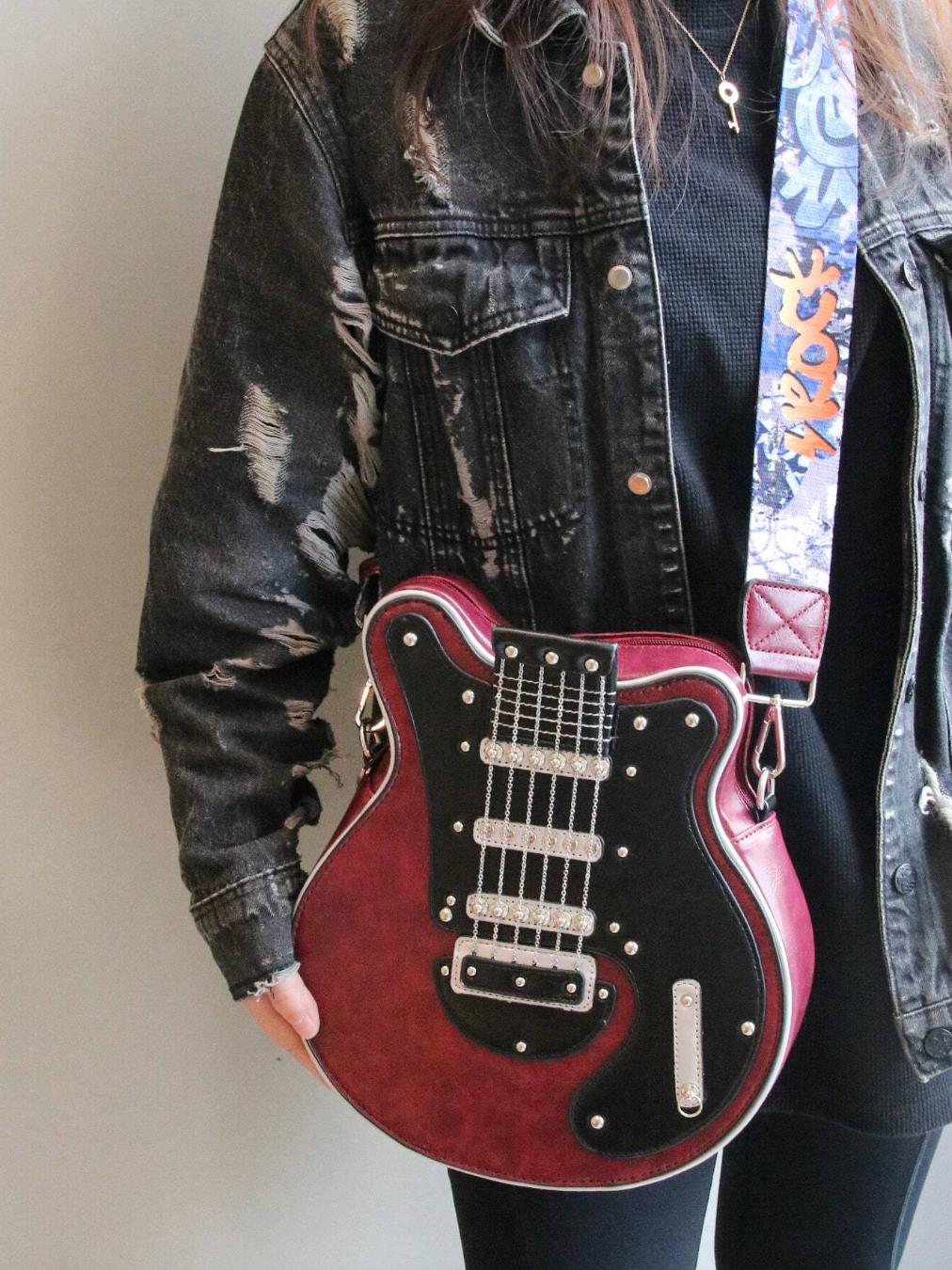 Rockstar - Vintage Retro Gitarr Crossbody Väska MILA Sverige