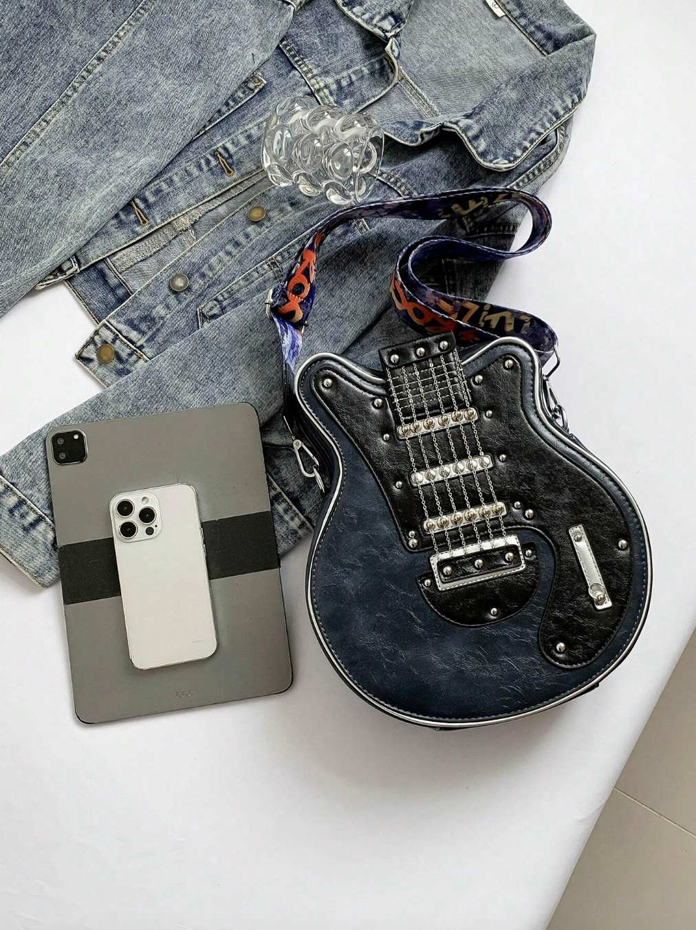 Rockstar - Vintage Retro Gitarr Crossbody Väska MILA Sverige