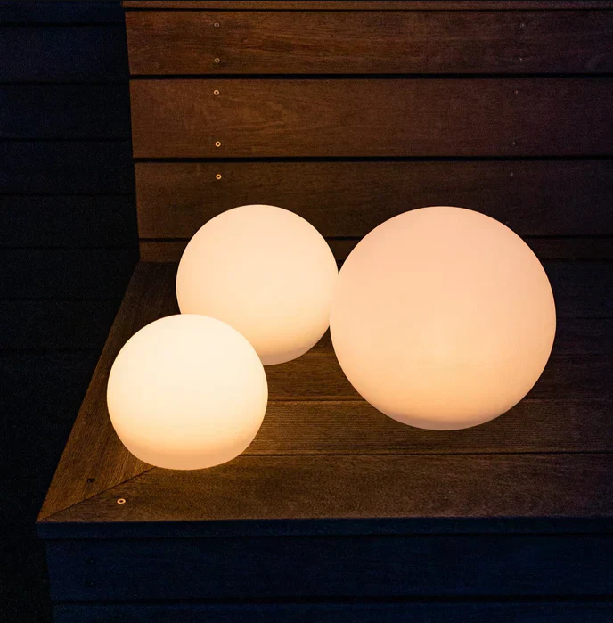 Rund trädgårdslampa Carvallo