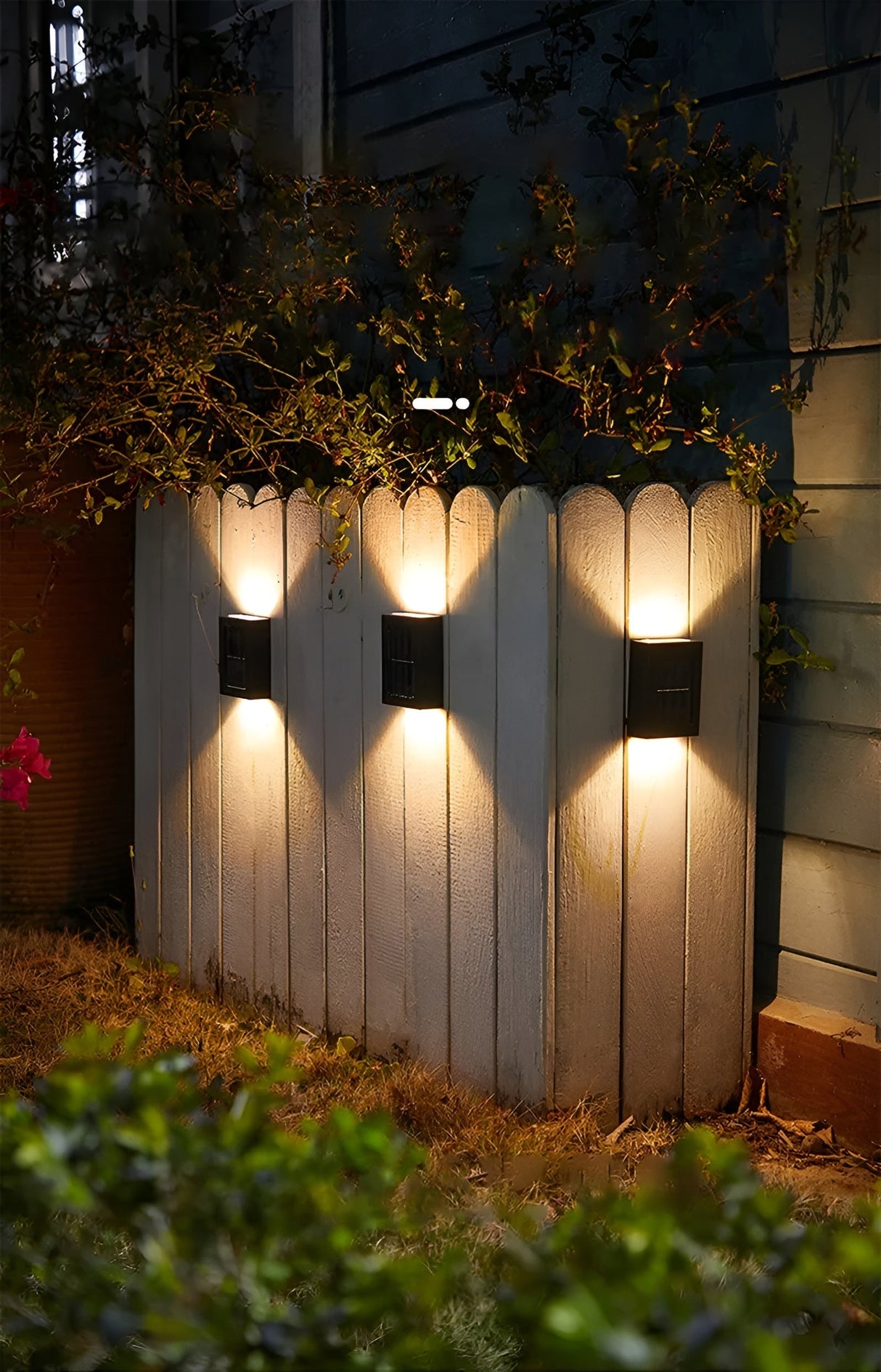 Solarlampa med rörelsesensor – LED utomhusbelysning för hem och trädgård Carvallo