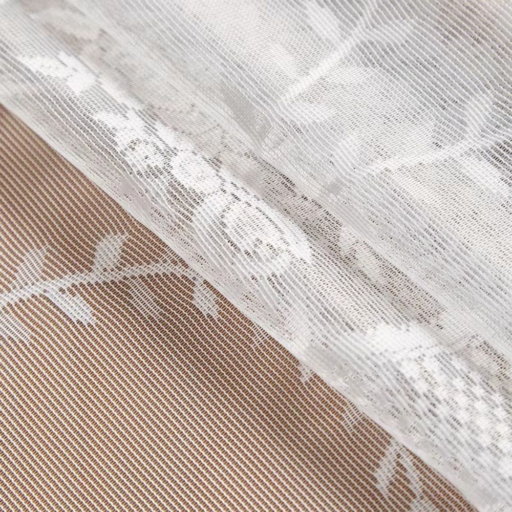 Transparent Spets Rund Blommig Duk Carvallo