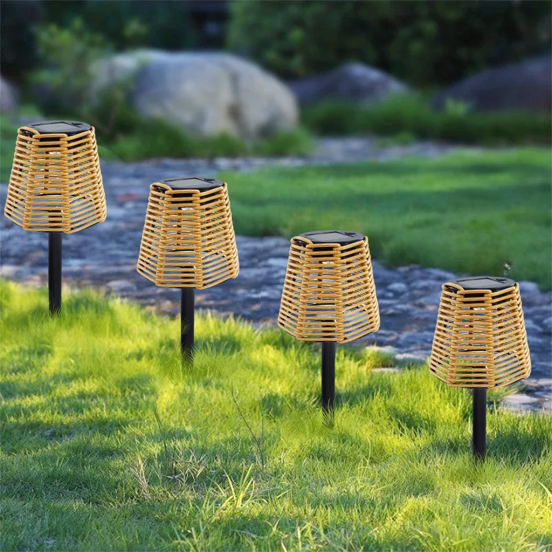 Carvallo LightLantern Solarlampa Rattanutseende | Väderbeständig IP65 | Varm LED-belysning | 36x11x10 cm Carvallo