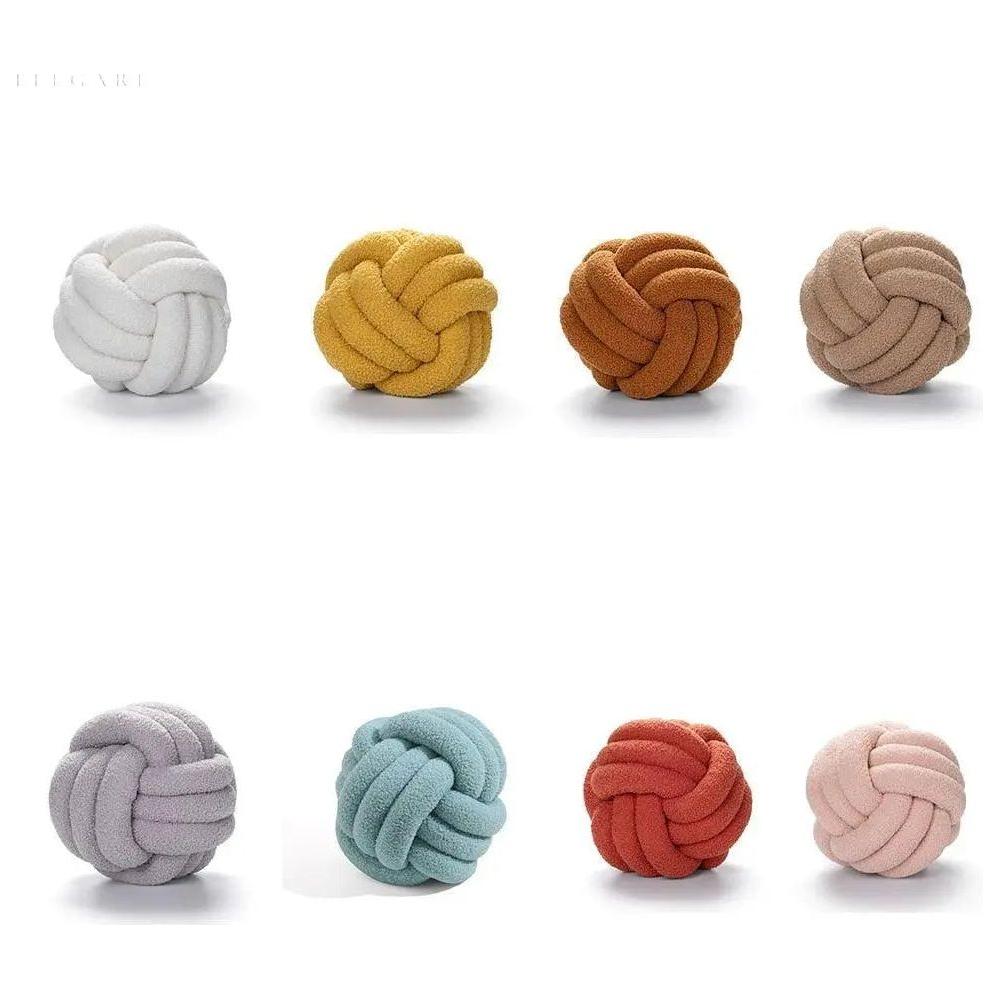 Somway knutna bollkuddar - runda knutna bollkuddar, lammsammetsoffakudde Carvallo