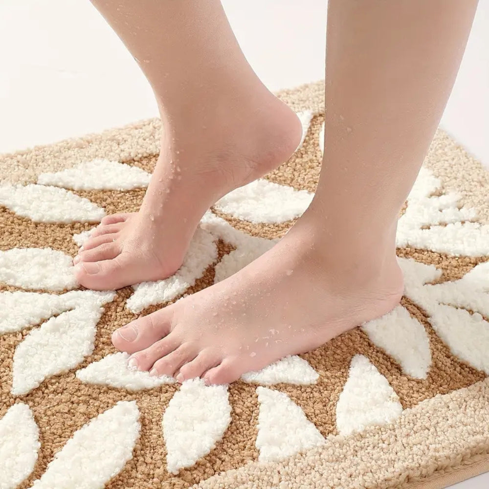 Zyphire Leaf Pattern Bath Mat Carvallo