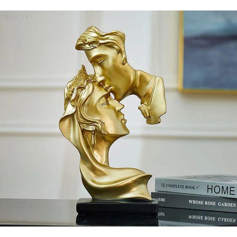 Sweet Kiss - Pannkyssande älskande staty Carvallo