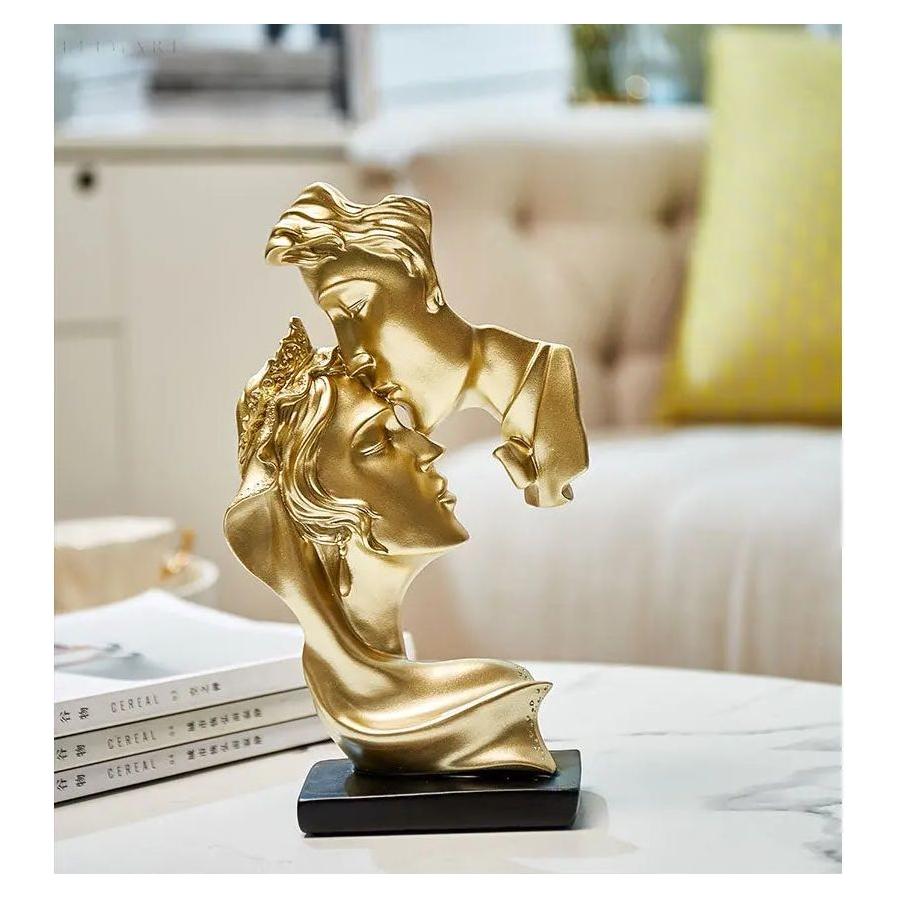 Sweet Kiss - Pannkyssande älskande staty Carvallo