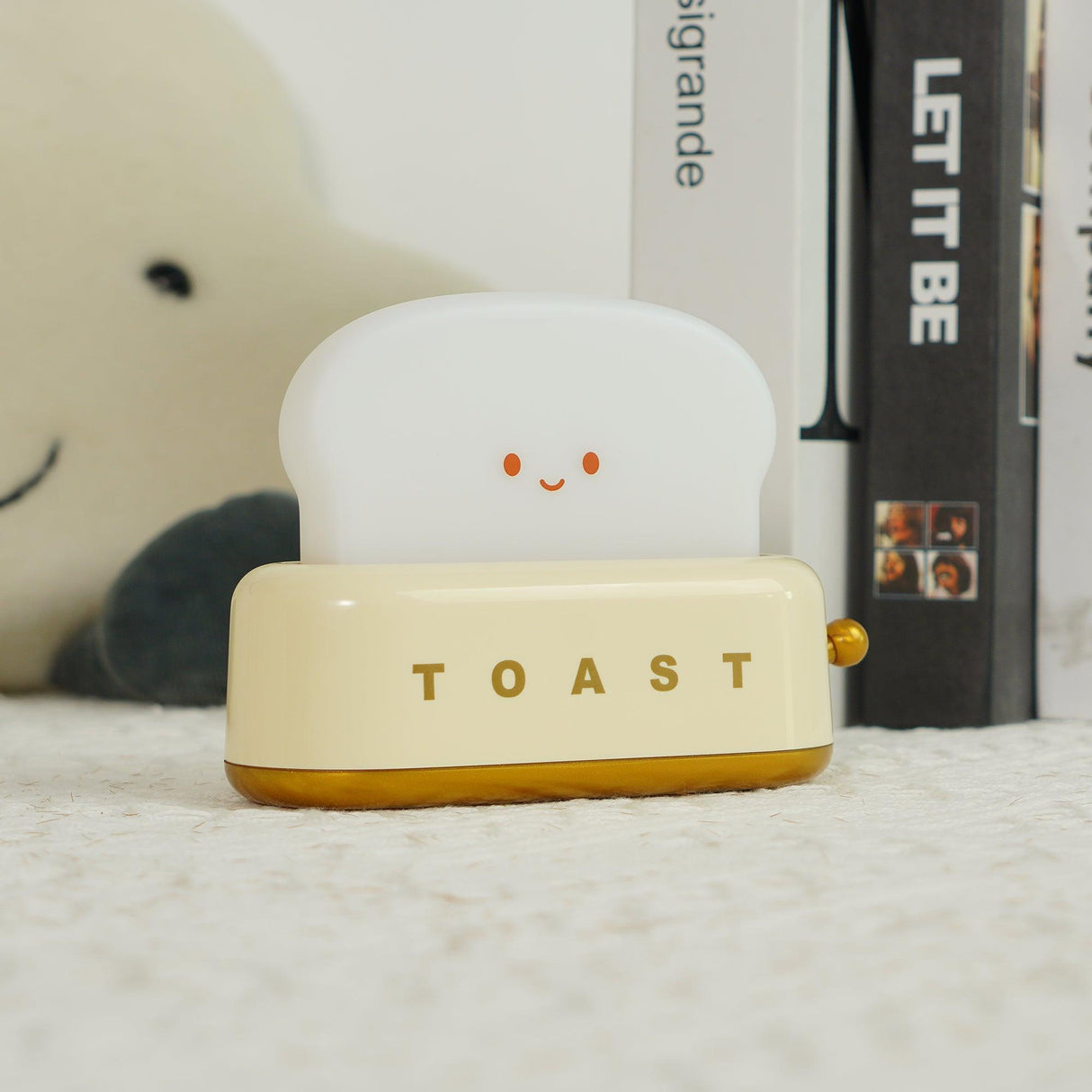 GlowToast Lampa – Bärbar Bröd-Toast Cartoon LED Nattlampa Carvallo