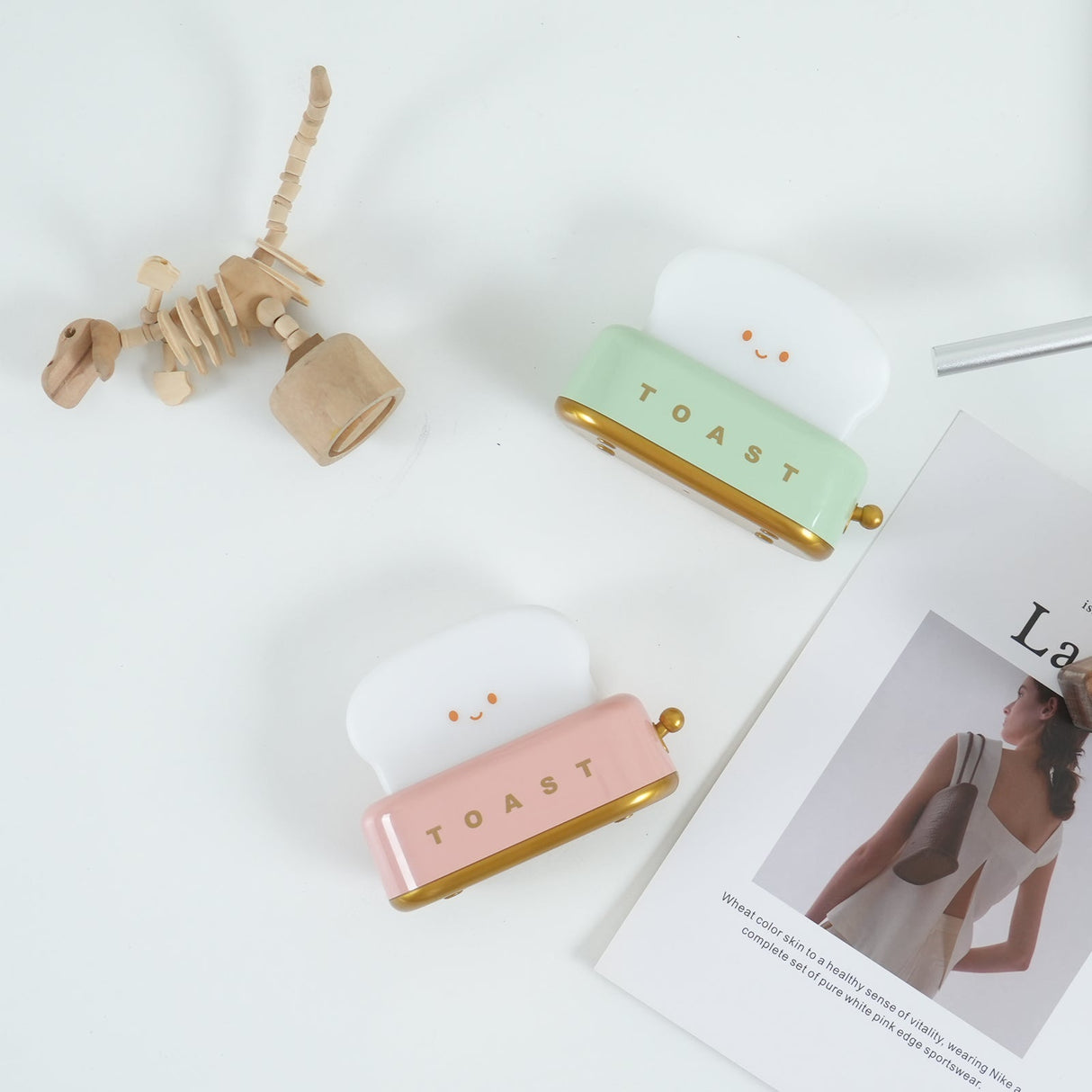 GlowToast Lampa – Bärbar Bröd-Toast Cartoon LED Nattlampa Carvallo