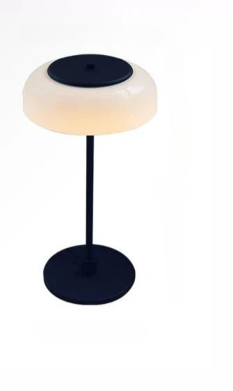 LumiGlow – Postmodern LED Bordspegel med Glaslock för Stilfull Belysning Carvallo