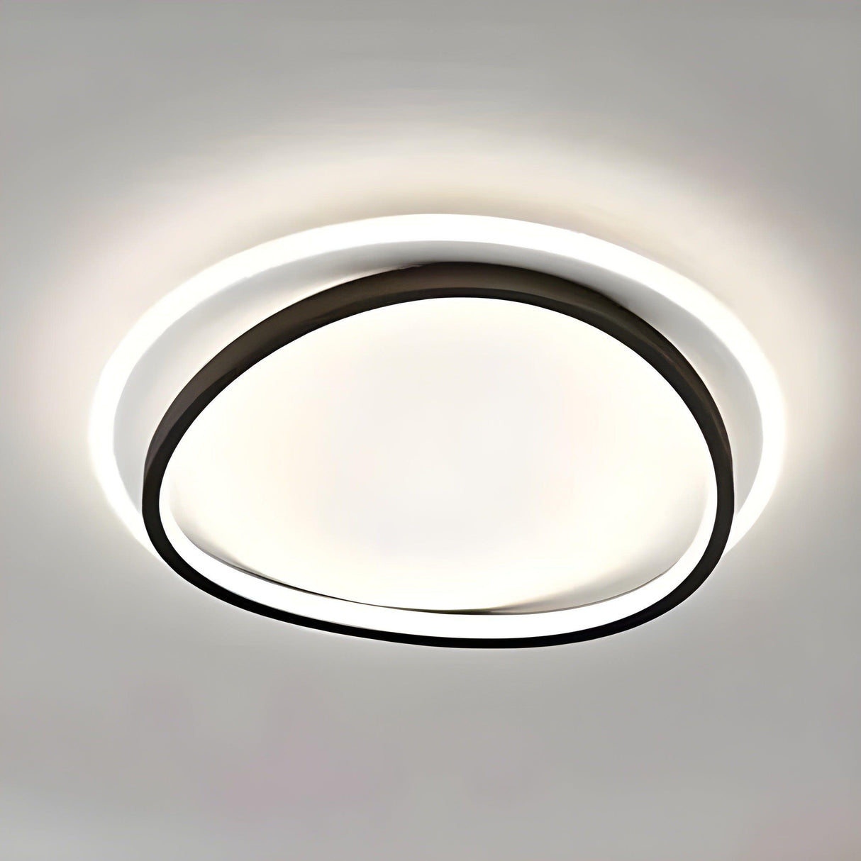 GlossAura Light - Modern LED-taklampa Carvallo
