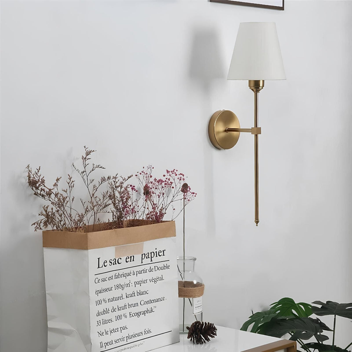 VeloraBeam – Elegant klassisk vägglampa Carvallo