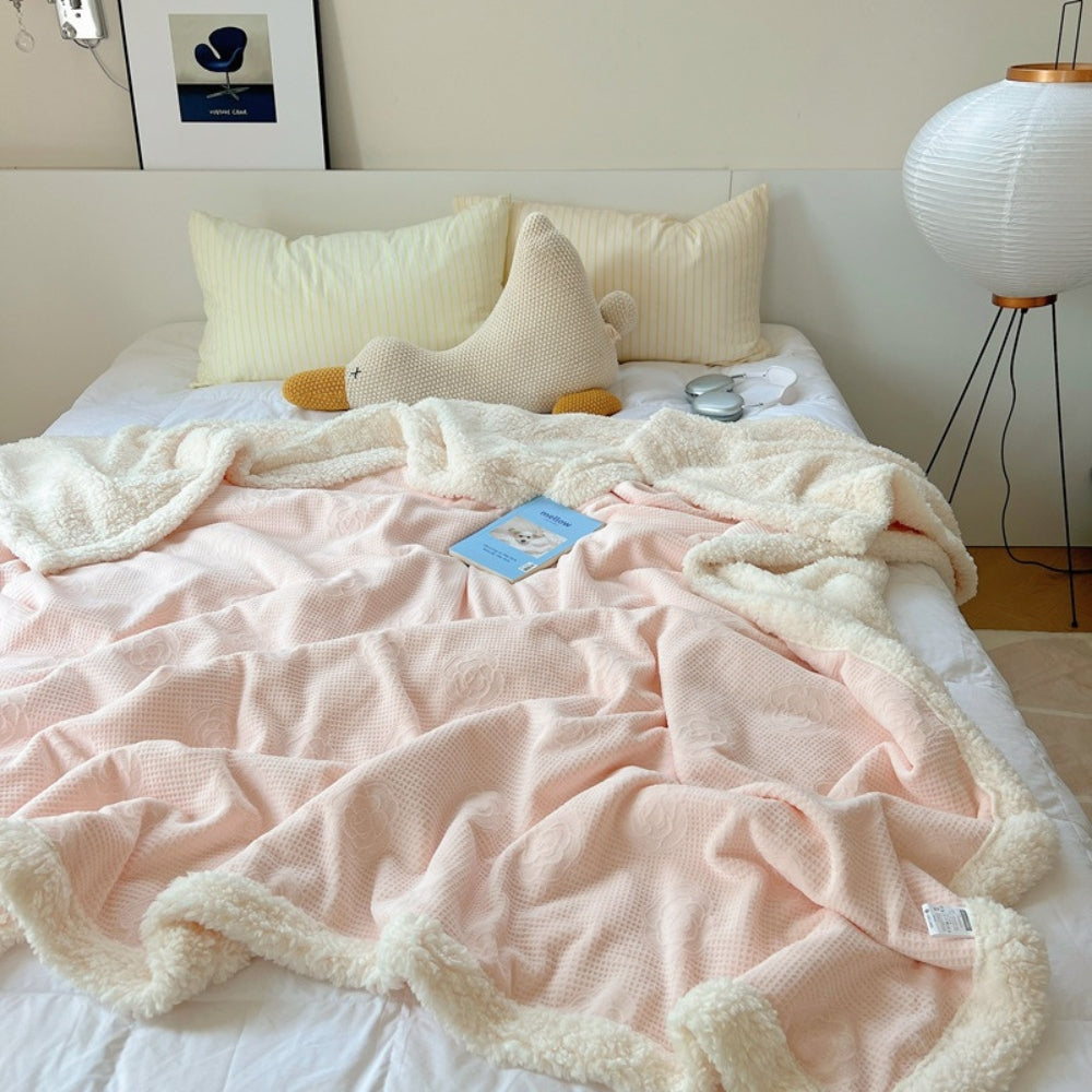Solène Floral Prägad Sherpa Filt Carvallo