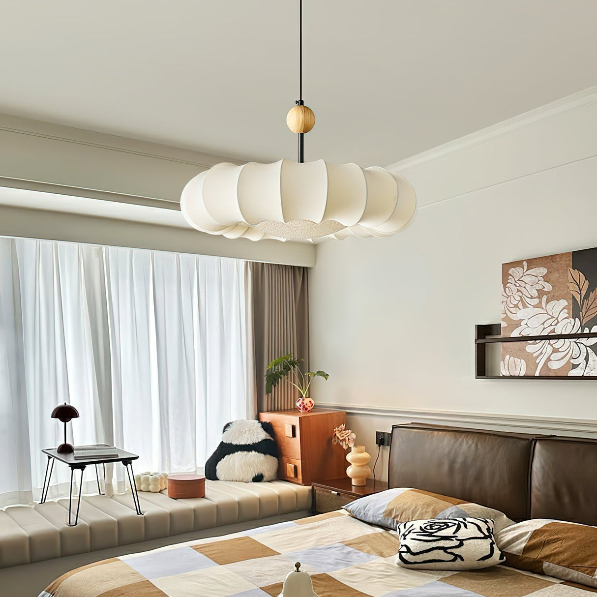 NimbusGlow – Takformad pendel med trädetaljer för lugna interiörer Carvallo