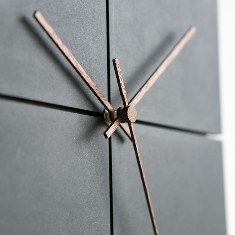 Zeitgeist Väggklocka Mini från Luminoir Carvallo