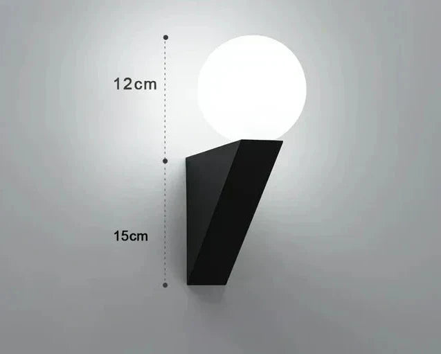 LuminoTone - Modern Duo-Tone Vägglampa med Mjölkglas Carvallo