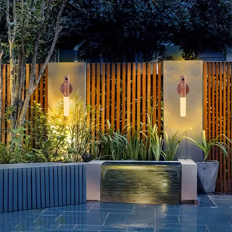 Avtagbar vägglampa Carvallo