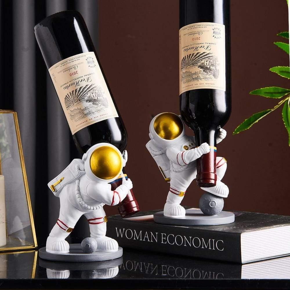 Vinflaskhållare Astronaut i Harts – Rymd Dekor & Flaskställ för Hem & Inredning Hemnix