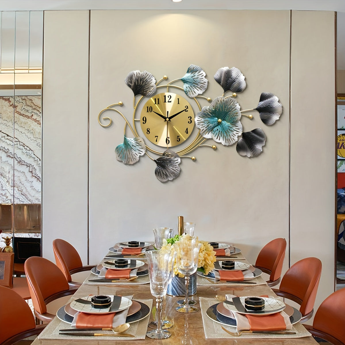 Metallisk Bladvformad Väggklocka - Tyst Mekanism, AA Batteri, Modern Minimalistisk Design Carvallo