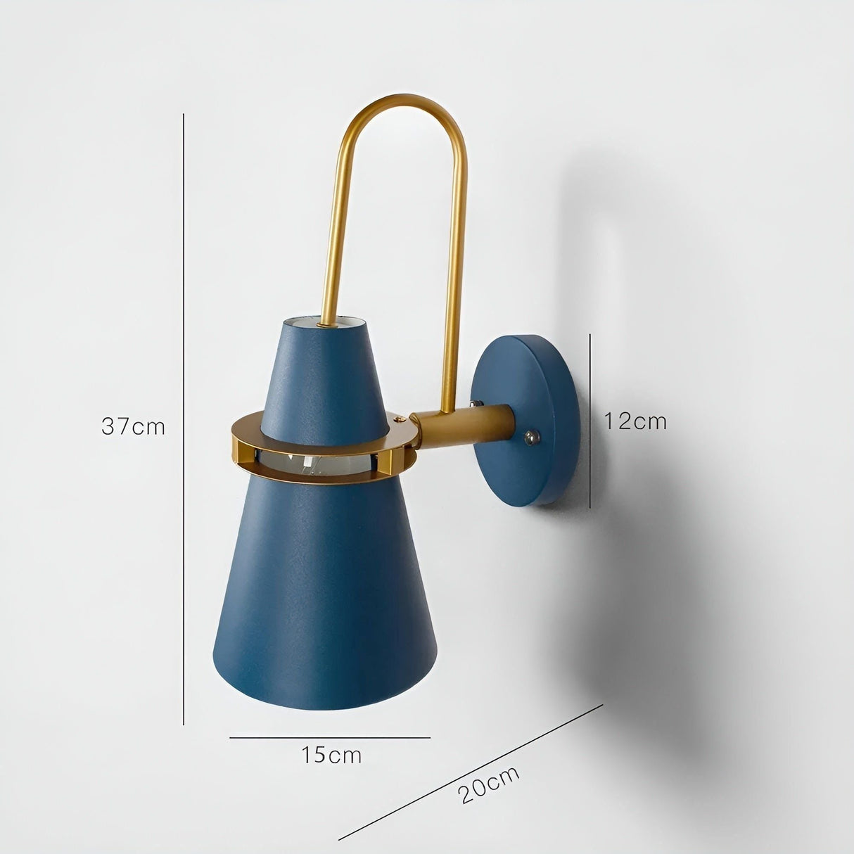 LuxeHorn Glow - Macaron Designer Vägglampa med Modern Horn Elegans Carvallo