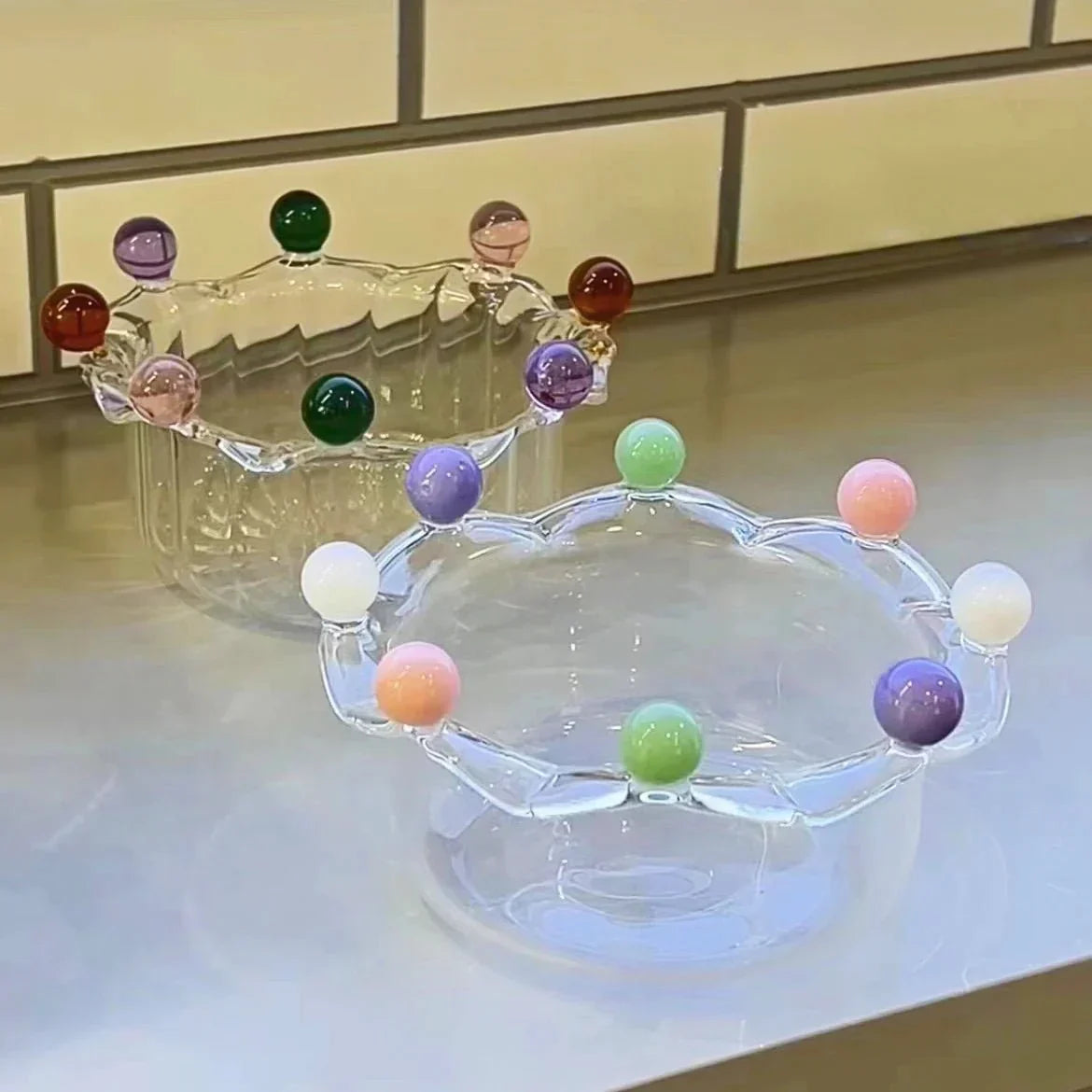 Färgglad Kronformad Dessertskål - Miljövänlig Glasdesign Carvallo