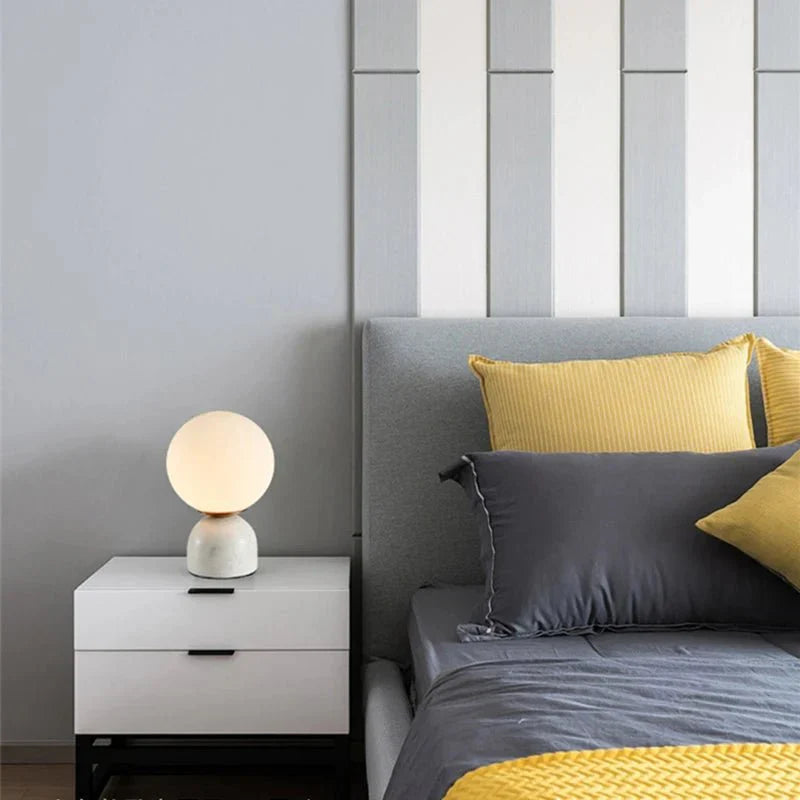 Carvallo - Stilig bordslampa i marmor för en sofistikerad stämning Carvallo