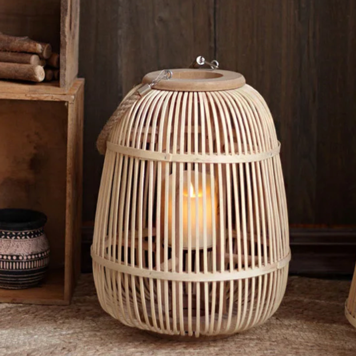 Diapole | Elegant Rotan Lampa för Mysiga och Inbjudande Utomhusmiljöer Carvallo
