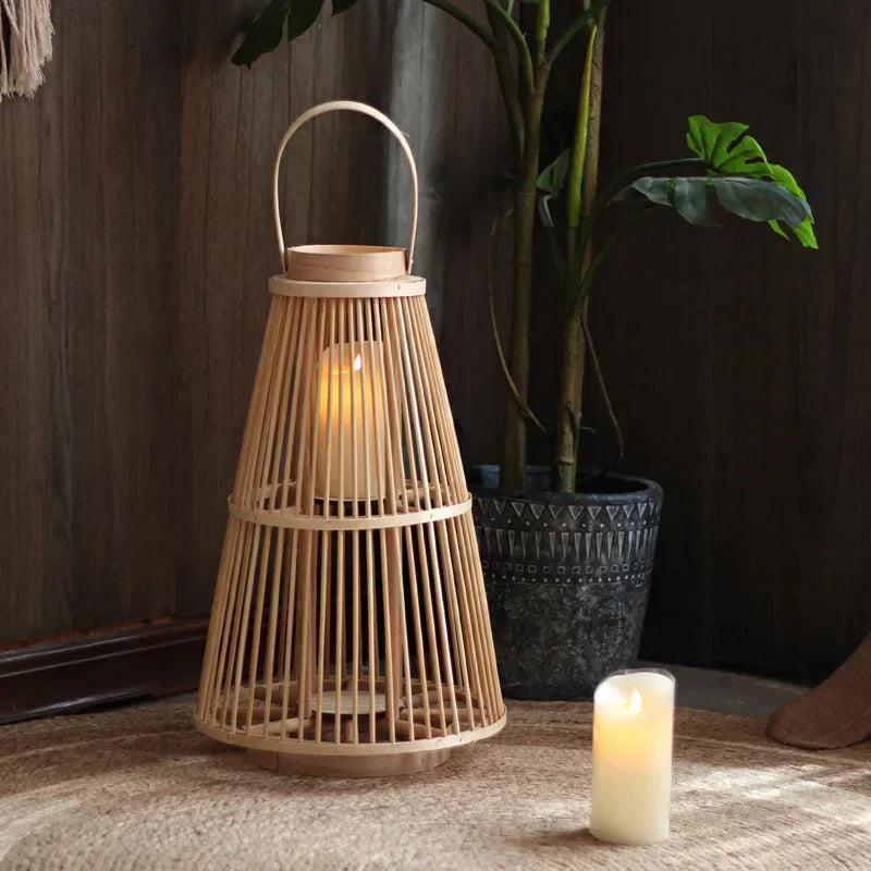 Diapole | Elegant Rotan Lampa för Mysiga och Inbjudande Utomhusmiljöer Carvallo
