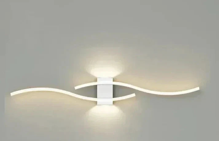 Carvallo Wave LED Vägglampa | Modern vågdesign | Energibesparande & Stilren | 60×15 cm | Varmt, bländfritt ljus Carvallo