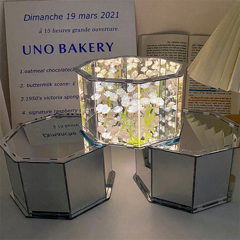 Royallure Tulpan Spegel Nattlampa - 7 Färgval Carvallo