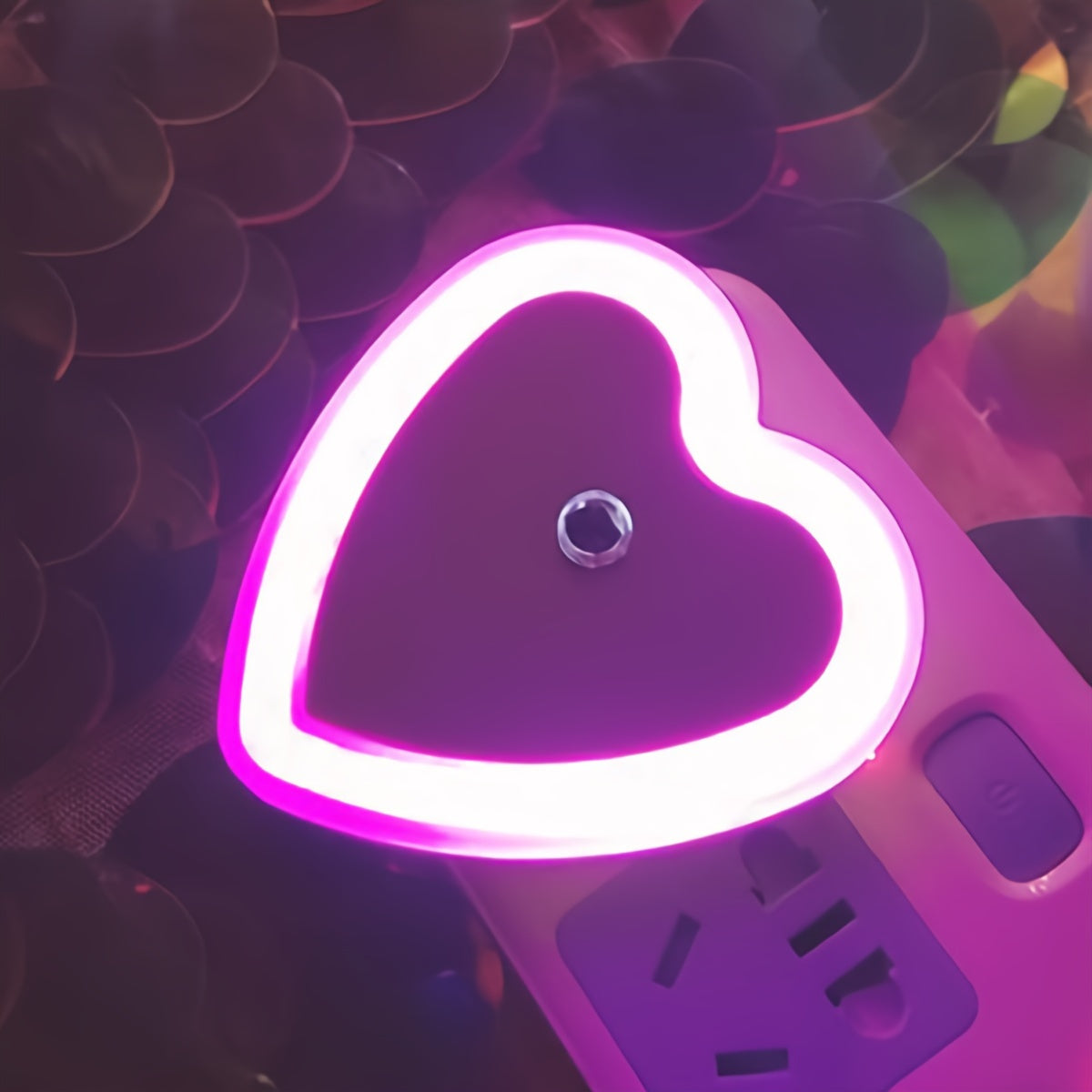 HeartGlow LED Nattljus - Smart Skymning-till- Gryning Nattbelysning Carvallo