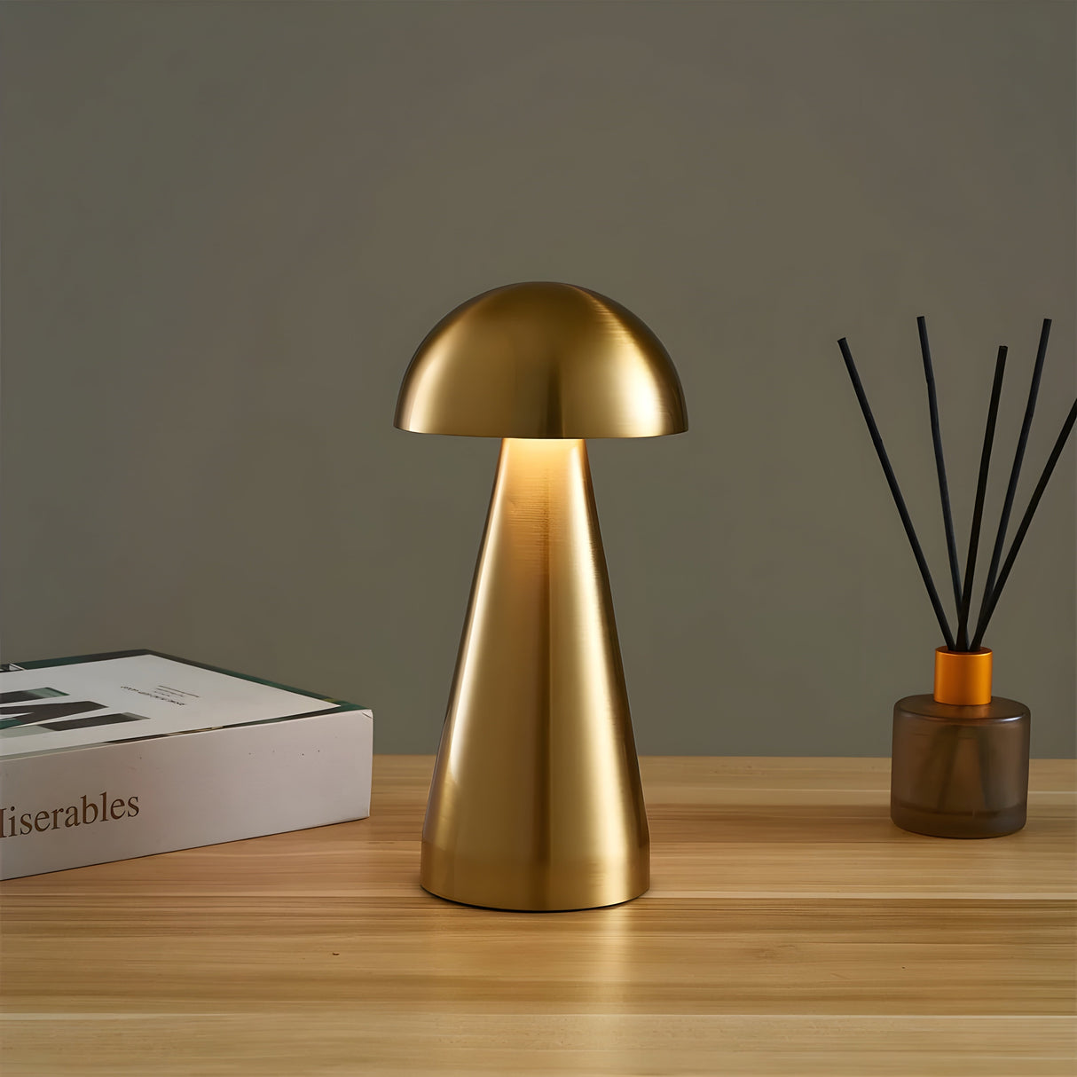 RadianceTouch Lampa – Uppladdningsbar Touch LED Trådlös Lampa Carvallo