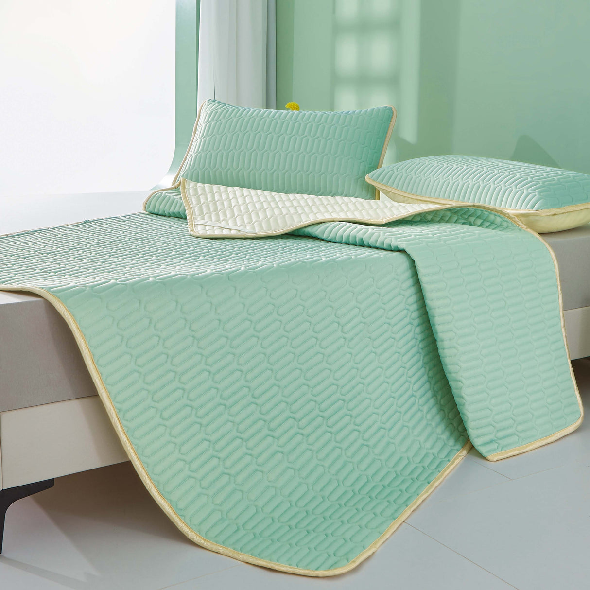 Cool Latexmatta - 2/3 stycken sommarkylmattsats för sovrum eller studentrum, Andas och Fällbar Carvallo