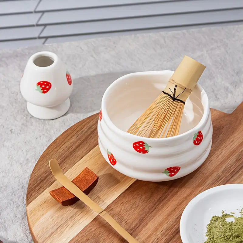Matcha Set med jordgubbsskål – Traditionellt tillbehör för Matcha Latte Carvallo